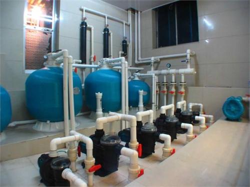 淺談泳池水處理設(shè)備的特點