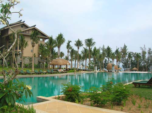 武漢游泳池桑拿水處理中凈化循環系統的作用